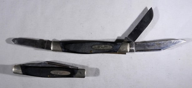 (2) BUCK POCKET KNIVES - #301 & #307