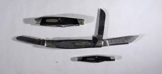 (3) BUCK POCKET KNIVES - 303, 305 &