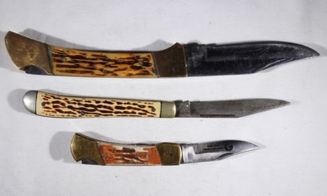 (3) VINTAGE SINGLE BLADE LOCKBACK KNIVES