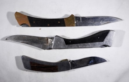 SHARP 300, GERBER & PAKISTAN LOCKBACK