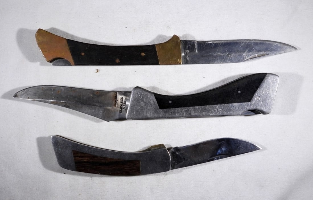 SHARP 300, GERBER & PAKISTAN LOCKBACK (1 of 2)