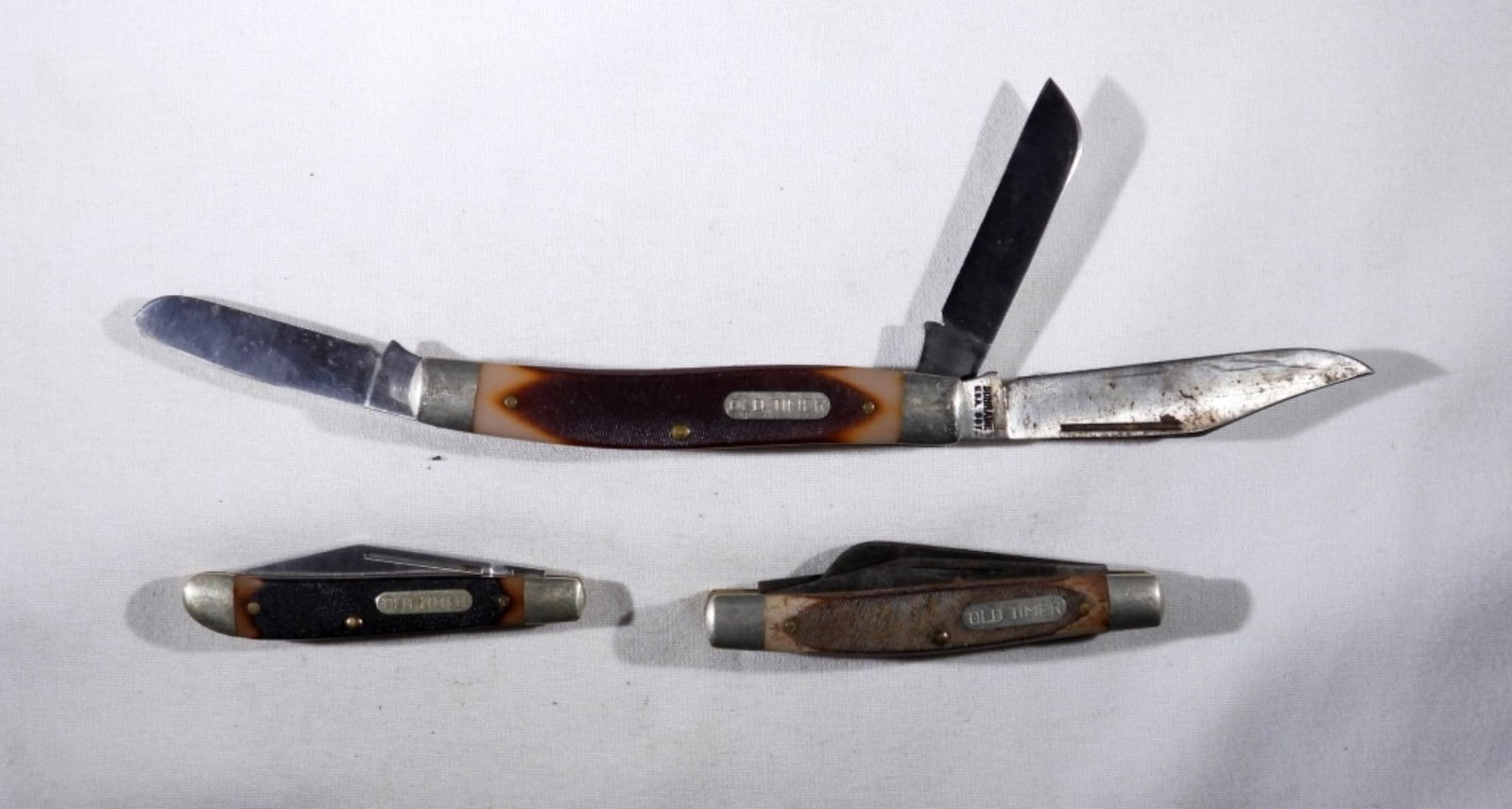 (3) SCHRADE OLD TIMER POCKET KNIVES (1 of 2)