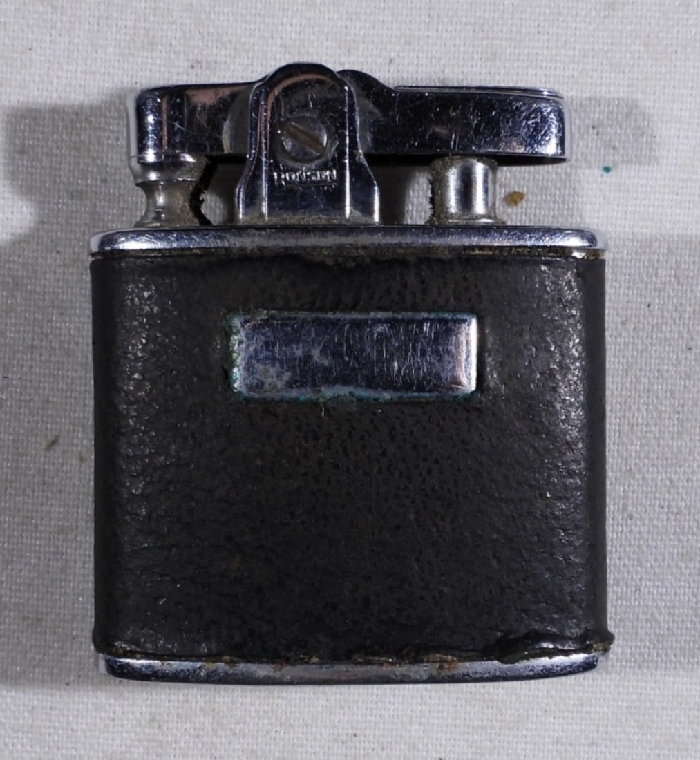 RONSON VTG LIGHTER IN BOX (1 of 3)