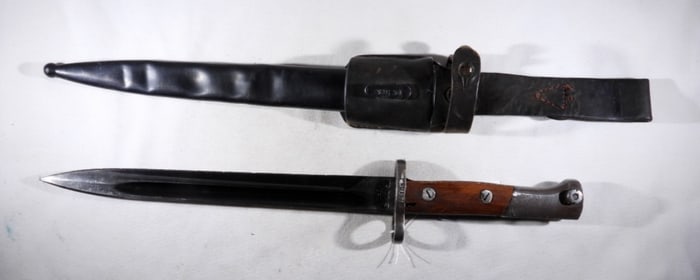 RUSSIAN NPEAY3ERE 44 BAYONET/SCABBARD