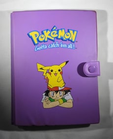VTG 90s PIKACHU ASH PURPLE CARD BINDER