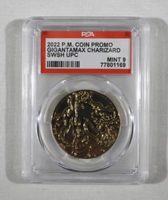 2022 POKEMON GOLD COIN CHARIZARD