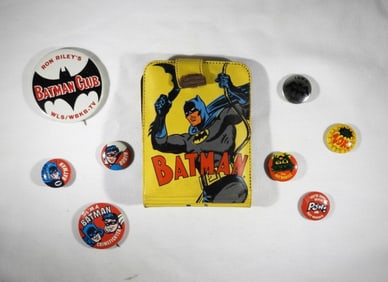 1966 BATMAN WALLET & PINBACKS