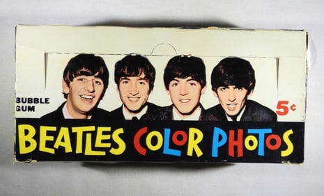 1964 TOPPS BEATLES VENDING BOX w/CARDS