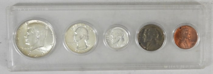 1964 YEAR SET IN WHITMAN PLASTIC HOLDER