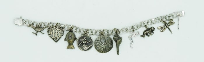 VTG STERLING CHARM BRACELET -9 CHARMS