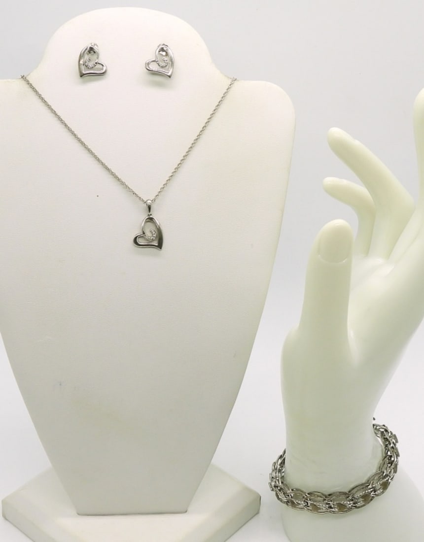 MATCHING 925 HEART SET & VTG BRACELET (1 of 2)