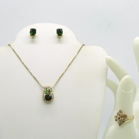 SIMULATED EMERALD GOLD TONE 925 SET