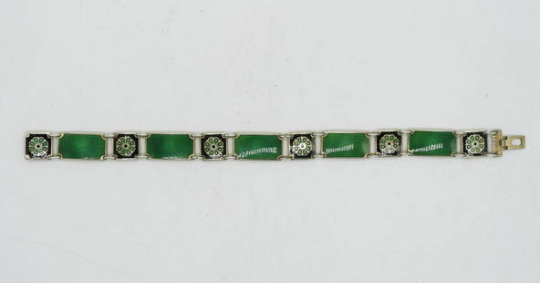 NORWAY GREEN ENAMEL 925 BRACELET: GREEN ENAMEL STERLING BRACELET, MADE IN NORWAY. (11 DWT)