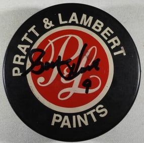 GORDIE HOWE AUTO HOCKEY PUCK