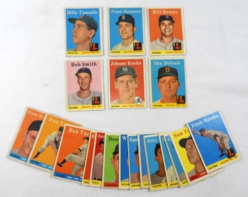 (25) RED SOX AND YANKEES CARDS