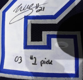 B. BILLS WILLIS MCGAHEE SIGNED JERSEY