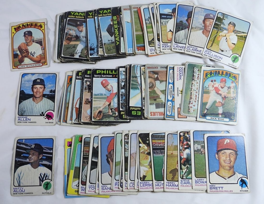 1960S-70S TOPPS BASEBALL CARDS (1 of 2)