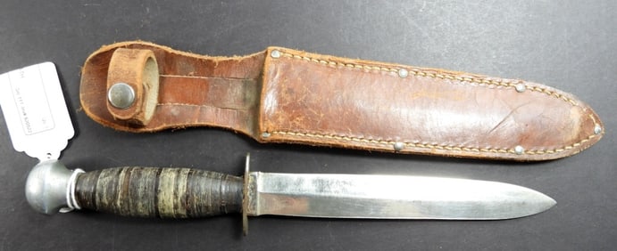 WW2 KNIFE WITH SHEATH