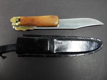 FOLDING HUNTING KNIFE W/ SHEATH