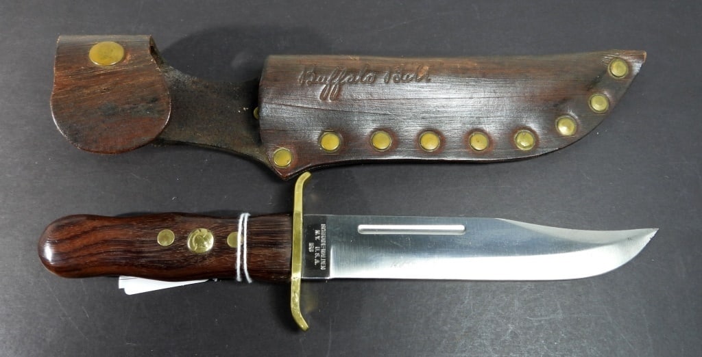 BUFFALO BILL BOWIE KNIFE (1 of 4)