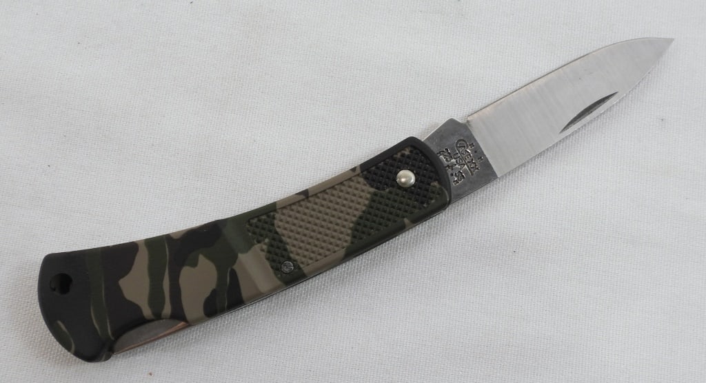 CASE XX LOCK CAMO KNIFE: 1225L SS LIKE NEW IN BOX