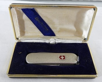 BARLOW VICTORINOX SWITZERLAND
