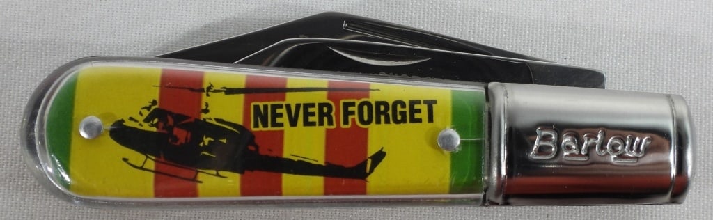 VIETNAM VETERAN BARLOW KNIFE: NEW IN BOX NEVER FORGET