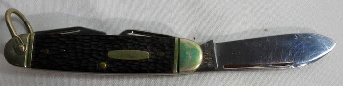 JIGGED BONE STYLE POCKET KNIFE S-901