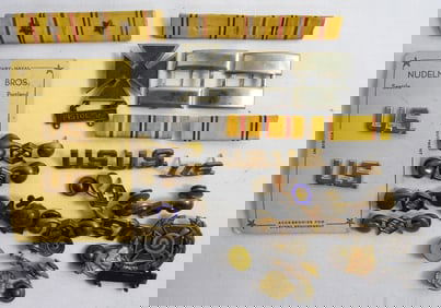 U.S. MILITARY PINS - CHEMICAL OFFICER,