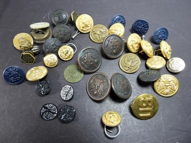 LOT of MILITARY BUTTONS VARIUS ERA'S