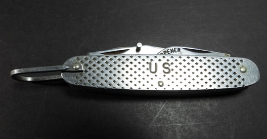 1968 U.S. MILITARY MULTI-PURPOSE KNIFE