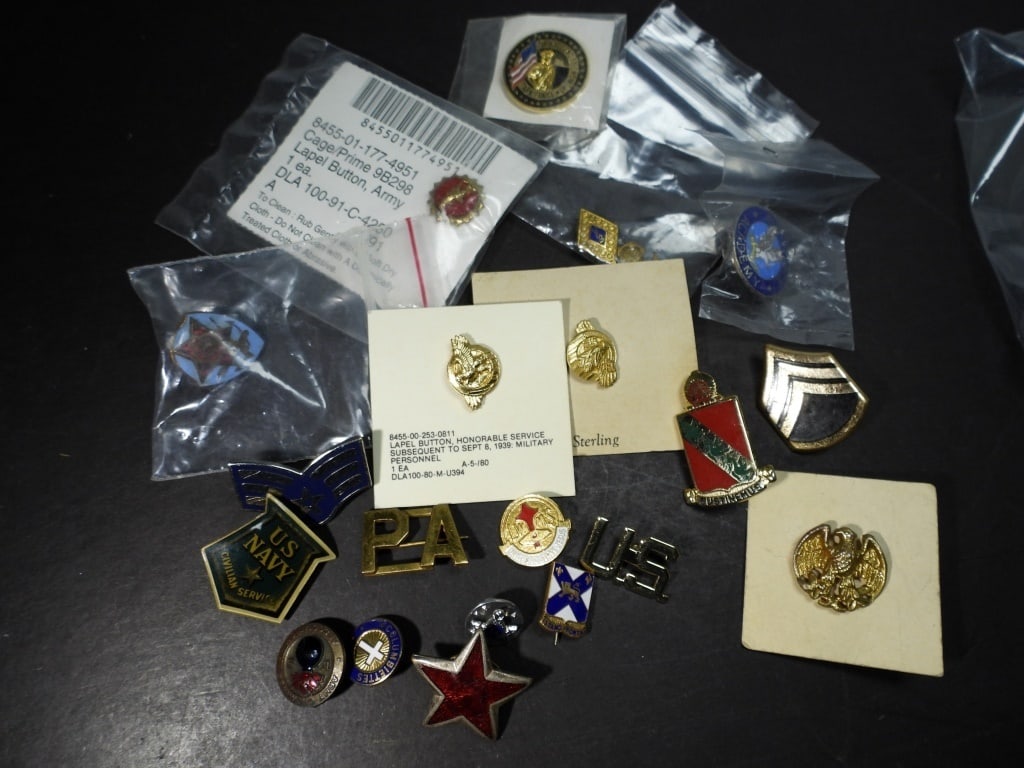 (20) LAPEL / MILITARY / MASONIC PINS (1 of 3)