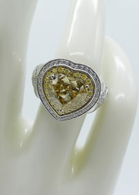 3 CARAT LIGHT YELLOW DIAMOND RING 18KWG