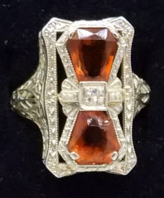 18KWG ANTIQUE TOPAZ FILIGREE RING