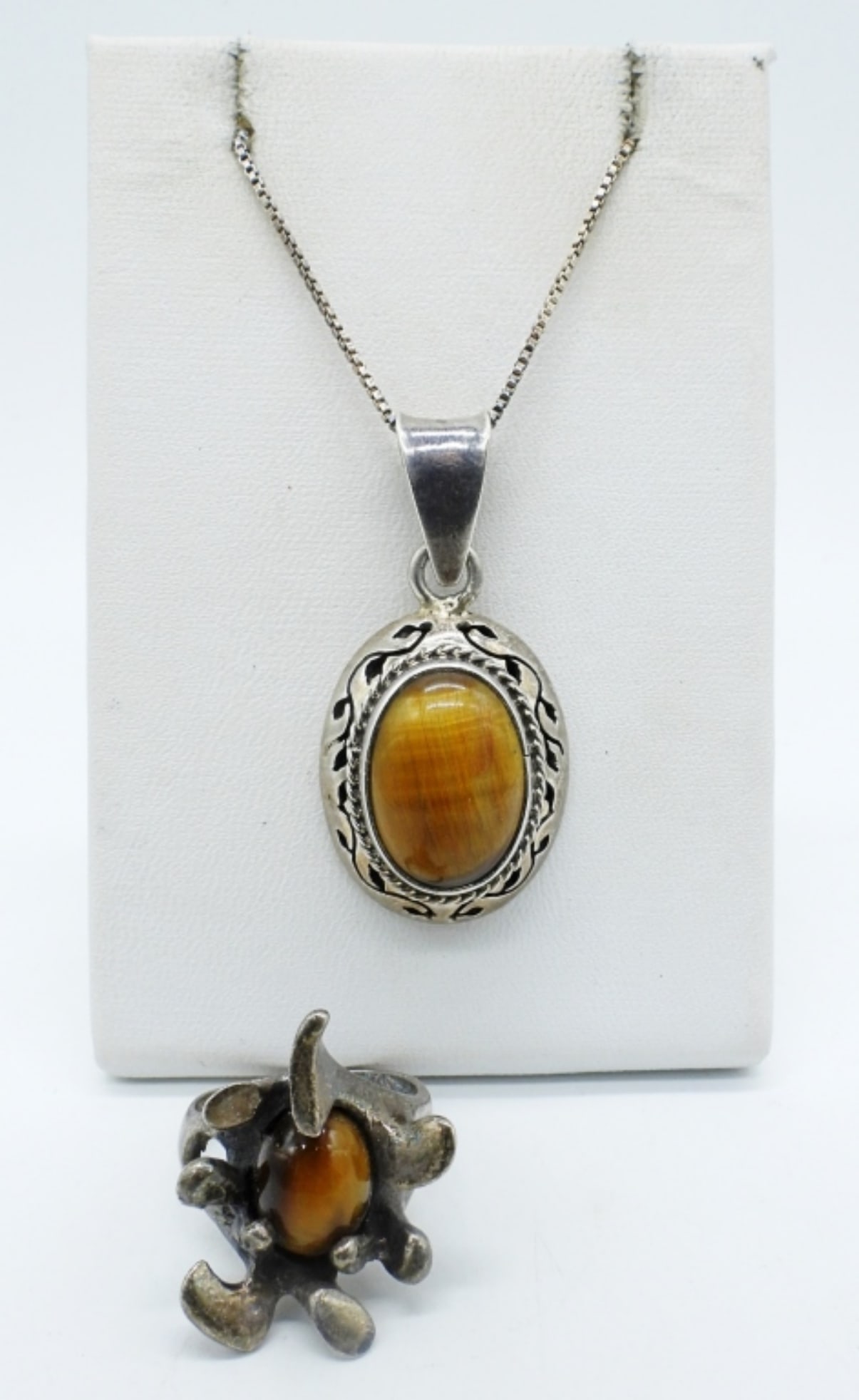 VTG 925 TAXCO TIGERS EYE RING & PENDANT (1 of 4)