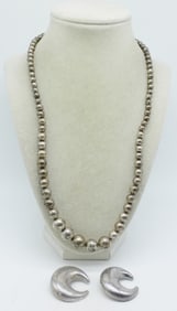 STERLING GRADUATED BEAD NECKLACE +