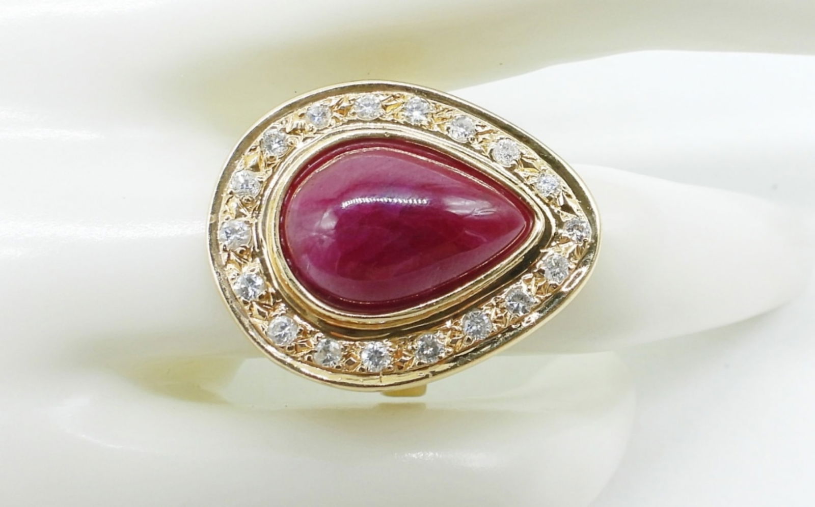 14KYG RUBY DIAMOND TEARDROP RING (1 of 5)