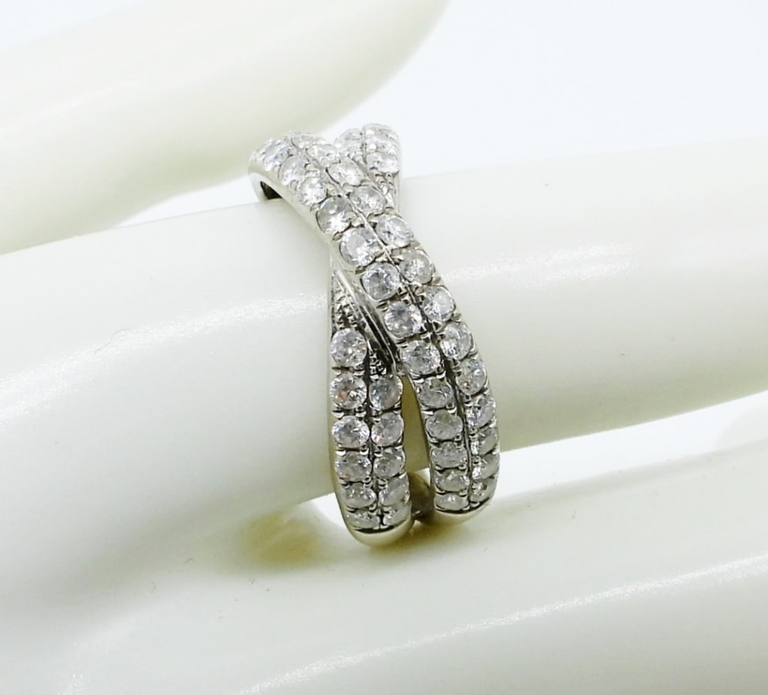 14KWG DIAMOND CROSSOVER RING (1 of 4)
