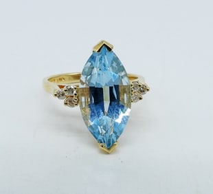14KYG BLUE TOPAZ MARQUIS CUT RING