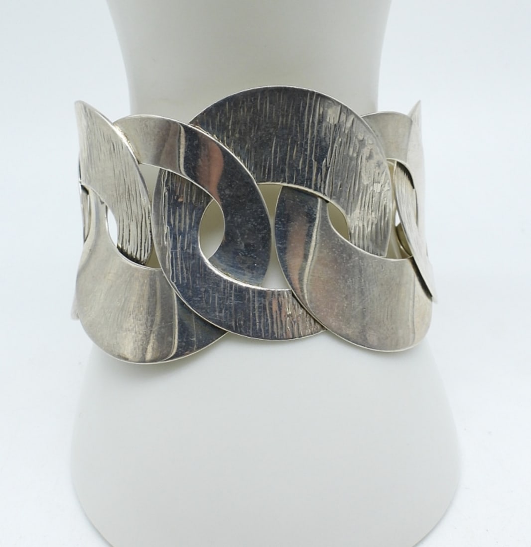 MEXICO STERLING CUFF BRACELET (1 of 3)