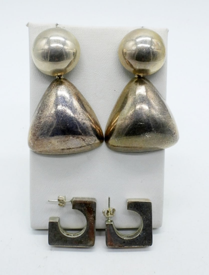 (2) PAIR OF STERLING MEXICO EARRINGS: TWO PAIR OF PIERCED EARRINGS. BOTH ARE MEXICO 925. 1" & 2". (25.4 DWT)