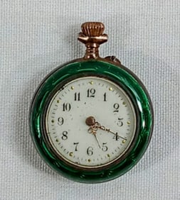 GREEN ENAMEL LADIES ANTIQUE WATCH