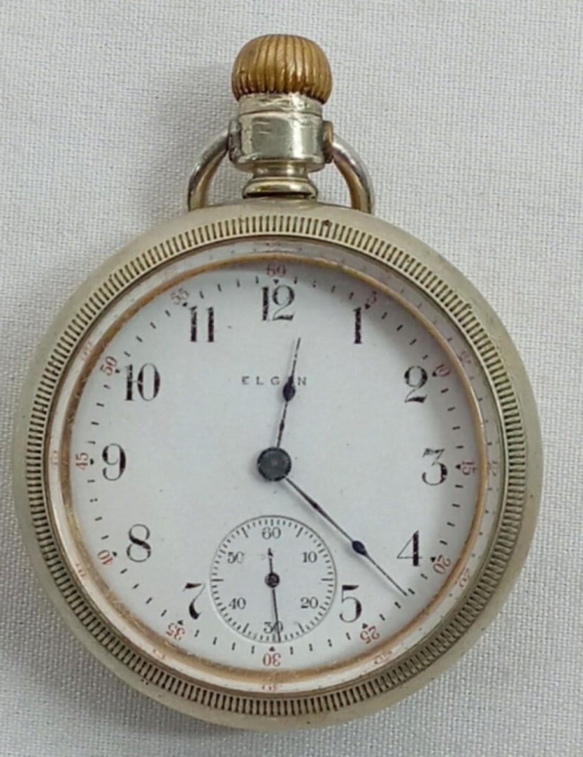 ELGIN SWING-OUT POCKET WATCH 18 SIZE (1 of 5)