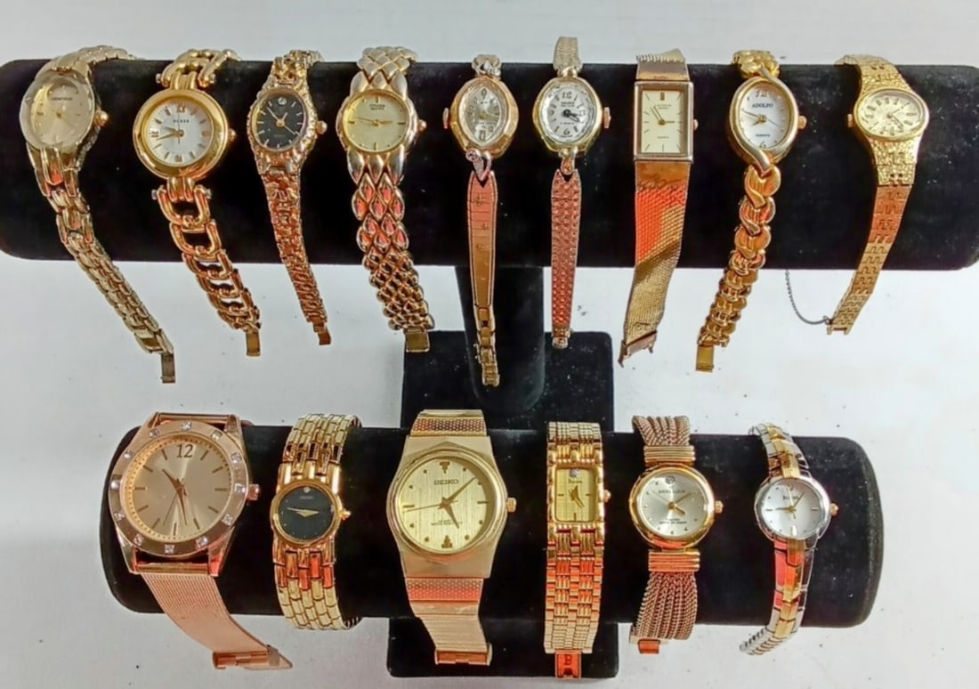 15 LADIES GOLD TONE WATCHES: WATCHES ARE NOT VERIFIED, AUTHENTICATED, OR TESTED IN RUNNING CONDITION UNLESS SPECIFIED, INCLUDING CITIZEN, ELGIN, BULOVA, GRUEN, AND MORE