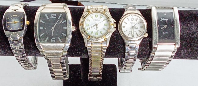 5 MENS SILVER TONE WATCHES