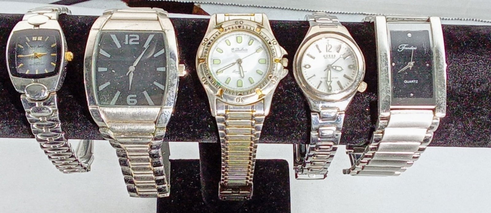 5 MENS SILVER TONE WATCHES: WATCHES ARE NOT VERIFIED, AUTHENTICATED, OR TESTED IN RUNNING CONDITION UNLESS SPECIFIED, INCLUDING PAUL JORDIN, FONDINI, DUFONTE, GUESS, AND MORE