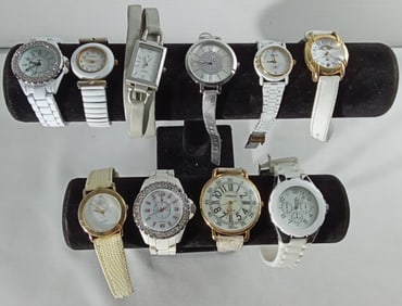 (10) MIXED LOT LADIES WHITE & SILVER BANDS