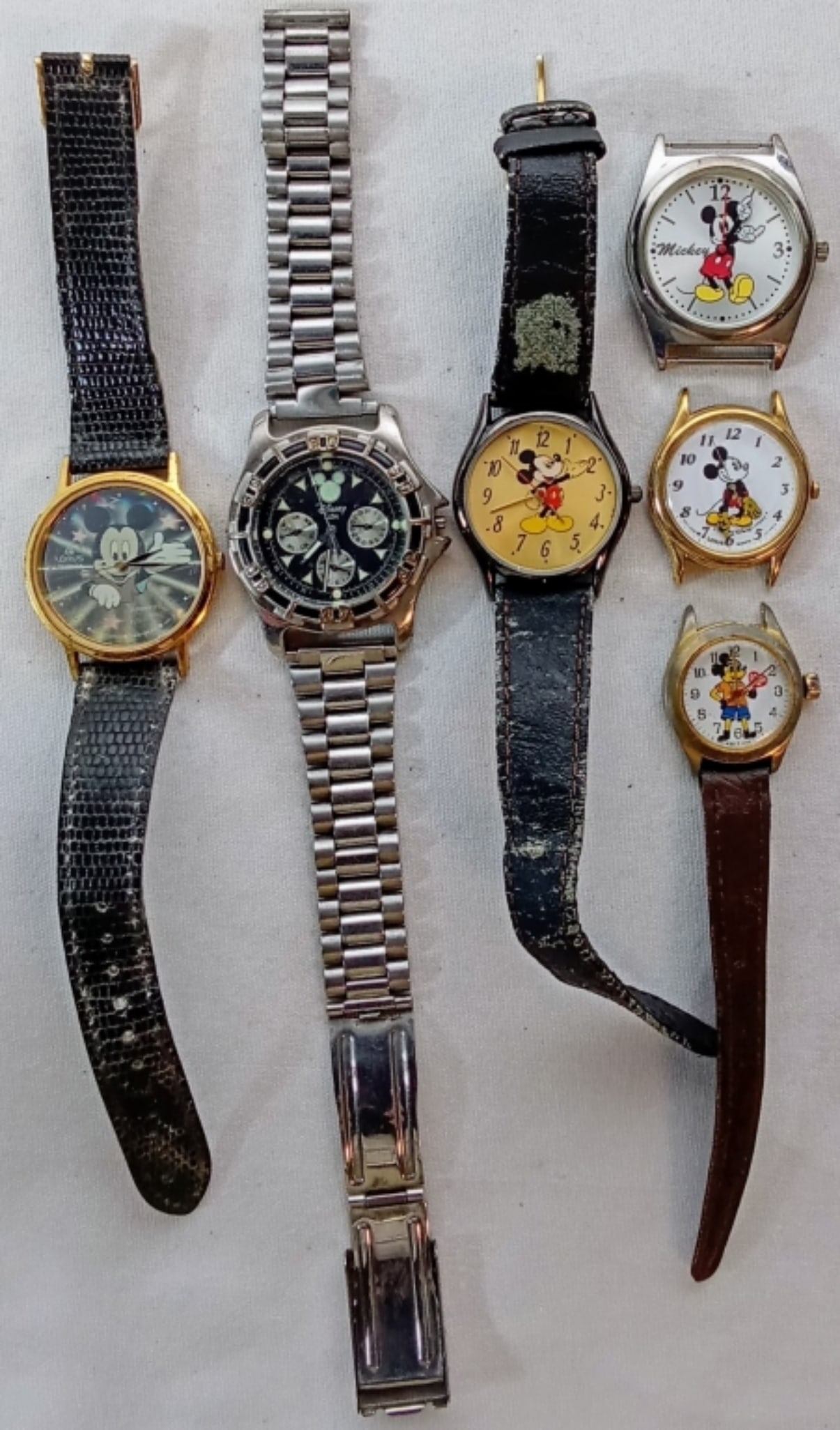 (6) MICKEY MOUSE WATCHES FOR REPAIR (1 of 1)