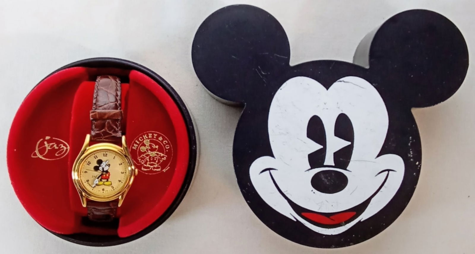 JAZ DISNEY MICKEY MOUSE WATCH in BOX: PRE-OWNED, LIKE NEW - Watches are not verified, authenticated, or tested in running condition unless otherwise specified.