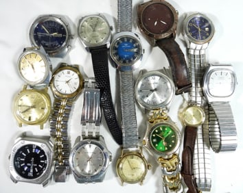 MIXED LOT OF WATCHES FOR PARTS